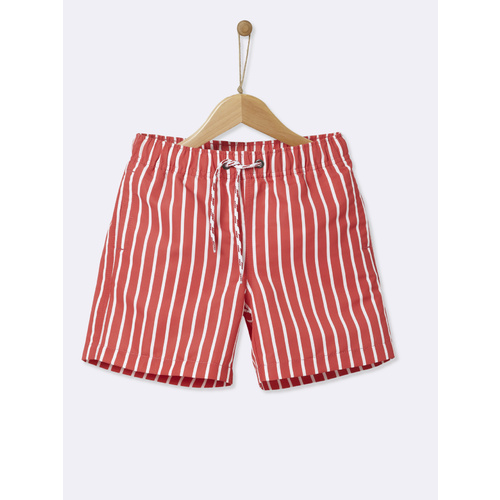 Red and white board shorts, Cyrillus